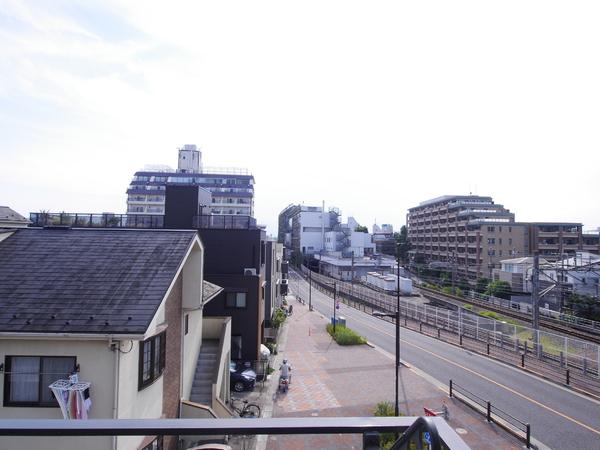 シンコウハイツ