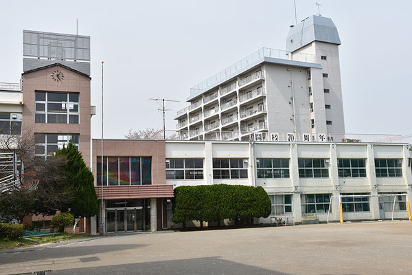 セレーナ世田谷(大田区立田園調布中学校)