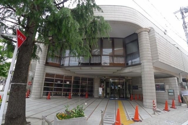 キャスル等々力(世田谷区立尾山台図書館)