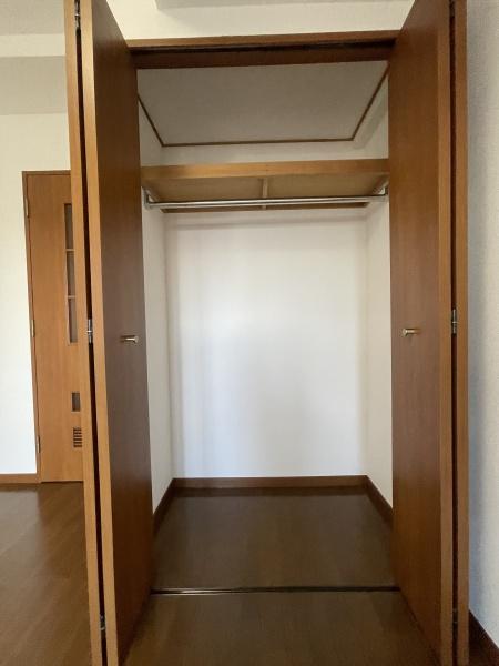 エスコート都立大学