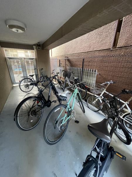 エスコート都立大学