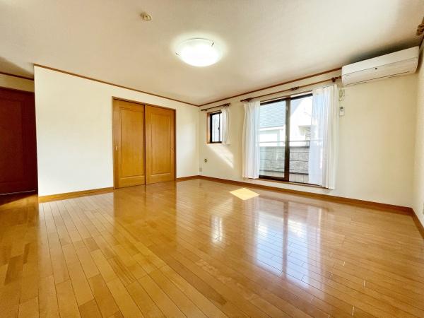 Sアパート