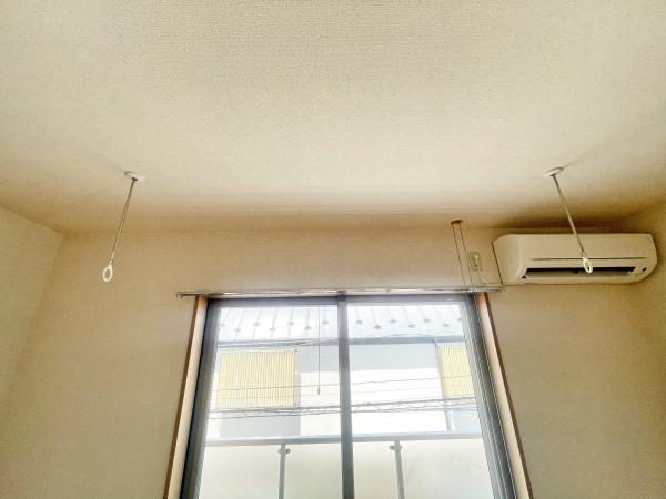 シャインハイツ