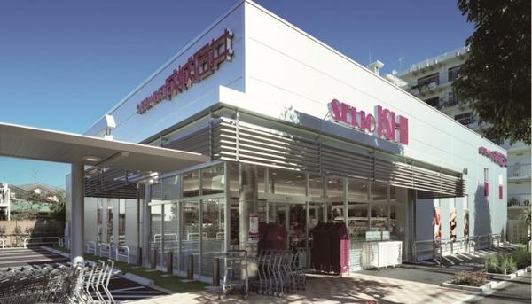 千代マンション(成城石井柿の木坂店)