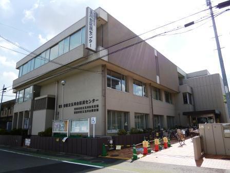 リーフロック(世田谷区立玉川台図書館)
