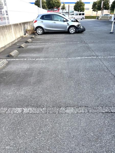 川成新町貸事務所・倉庫1F