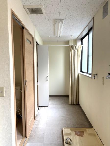 川成新町貸事務所・倉庫1F