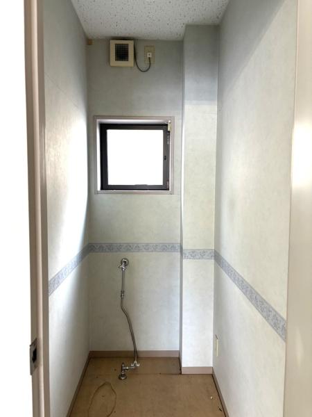 川成新町貸事務所・倉庫1F