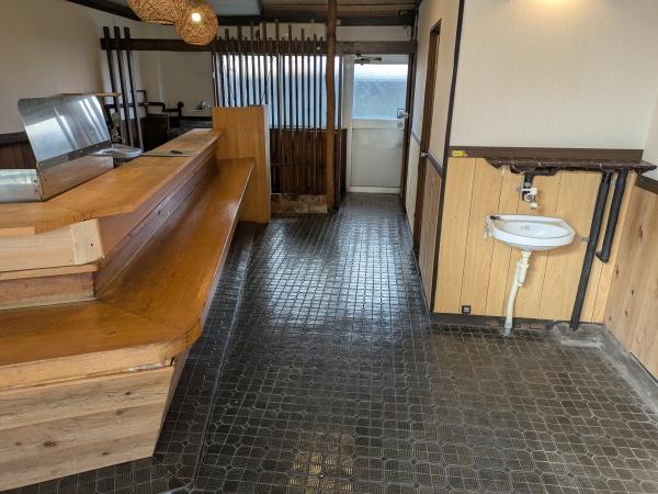 元町住居付貸店舗