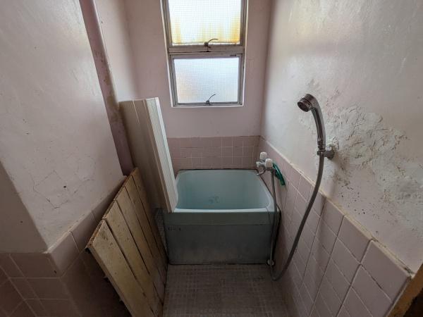 元町住居付貸店舗(バス)