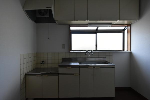 フカサワアパートメント