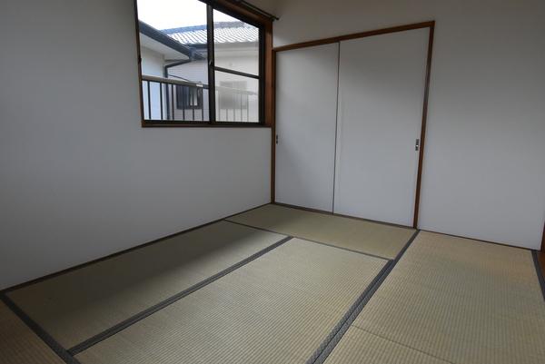 フカサワアパートメント