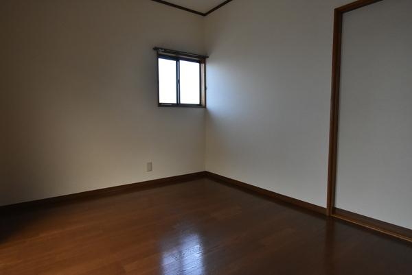 フカサワアパートメント