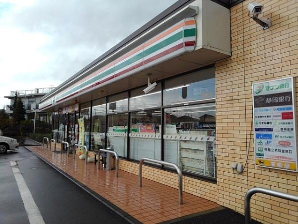 サンライトヒル２(セブンイレブン広見新町店)