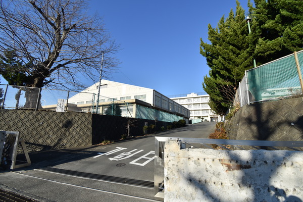 厚原貸店舗(富士市立岳陽中学校)