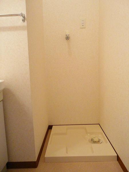 ヒルズタカオカ