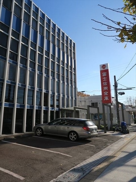 ダイアパレス富士吉原(富士信用金庫吉原支店)