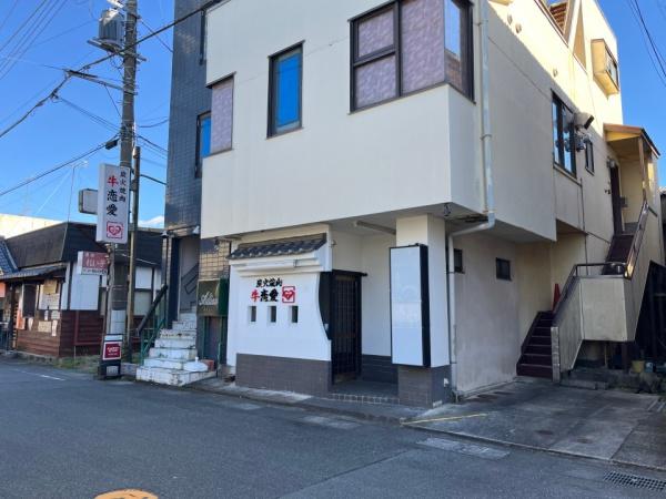 原田ビル　　1階