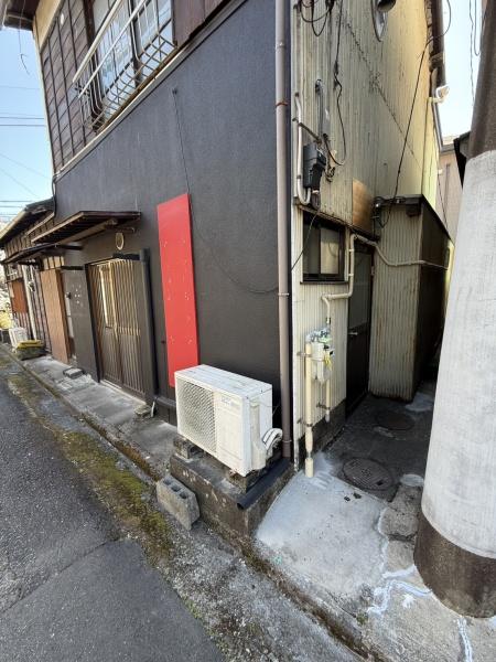 吉原仁藤店舗西