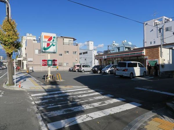 佐野ビル2階南(セブンイレブン富士市御幸町店)