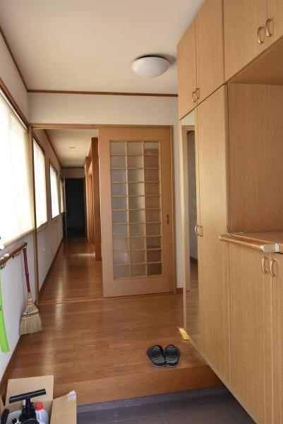 吉原一丁目貸戸建(エントランス)