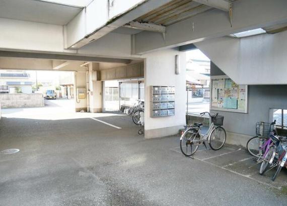 高嶺ツインビルA棟
