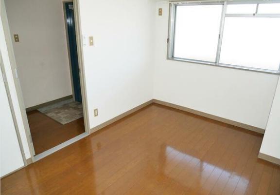 高嶺ツインビルA棟