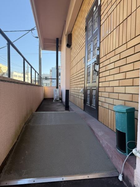 中央町2丁目貸店舗2階