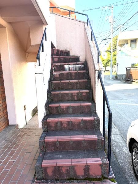 中央町2丁目貸店舗2階