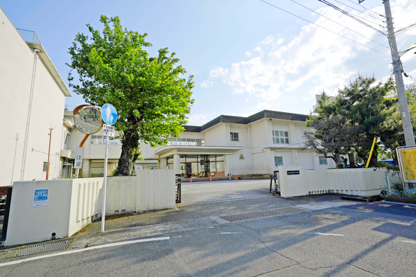 下横割　貸事務所(富士市立富士第二小学校)
