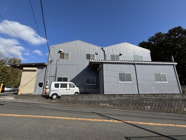 平沼694-1　事務所付き貸倉庫