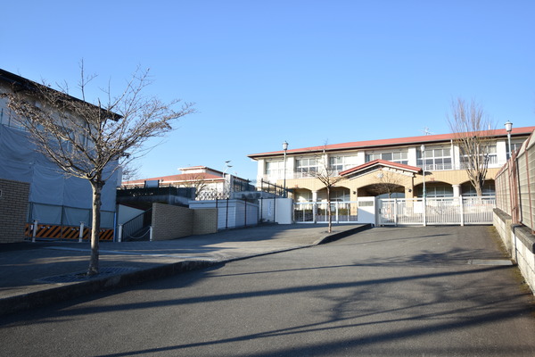 富士市三ツ沢貸店舗・事務所(富士市立青葉台小学校)
