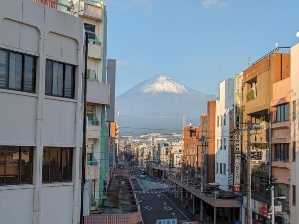 エンブルステーション富士