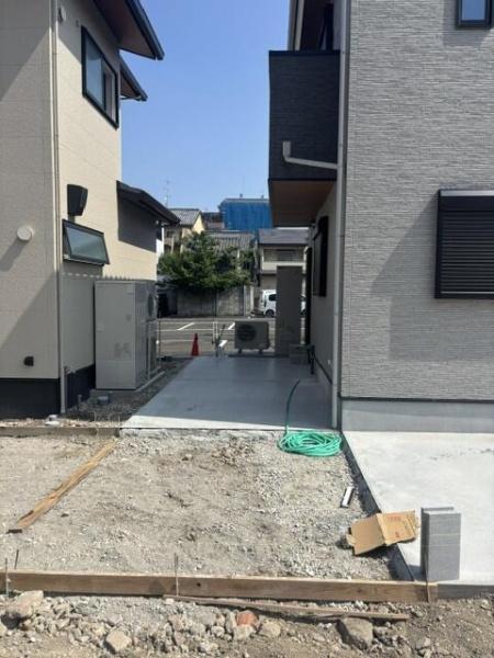 二条城東貸家