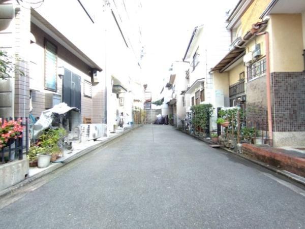 京都市中京区西ノ京馬代町のテラスハウス