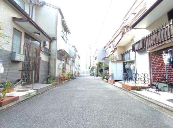 京都市中京区西ノ京馬代町のテラスハウス