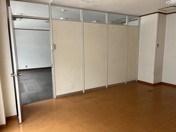 高浜市八幡町３丁目　貸事務所・店舗