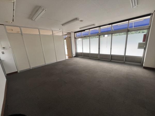 高浜市八幡町３丁目　貸事務所・店舗
