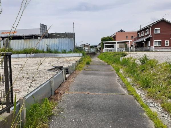 高浜市向山町１丁目　貸地　【駐車場・資材置き場】
