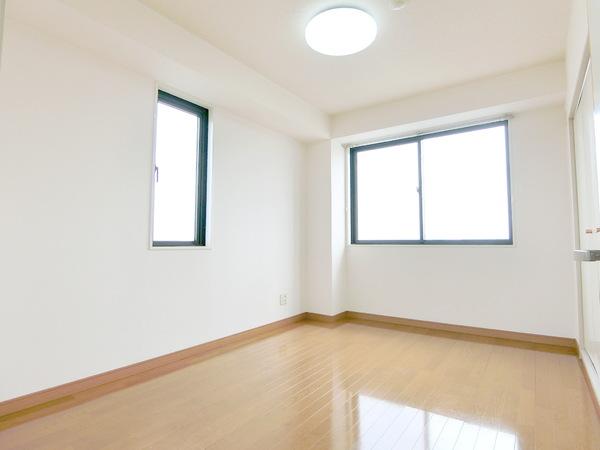 第5フェニックス(洋室)