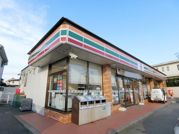ラフィネ小倉(セブンイレブン千葉小倉町店)