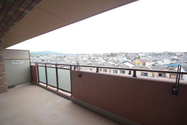 宇治市宇治蔭山のマンション