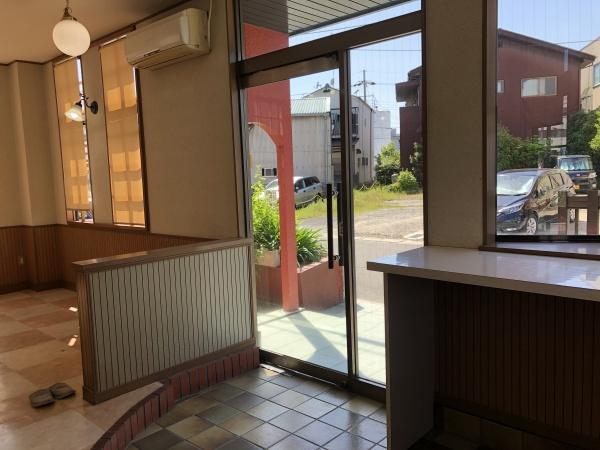 久世郡久御山町田井西荒見の事務所