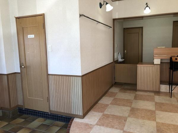 久世郡久御山町田井西荒見の事務所