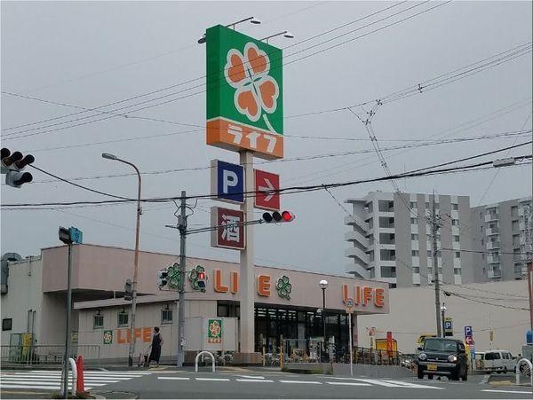 枚方市三栗２丁目のマンション(ライフ牧野店)