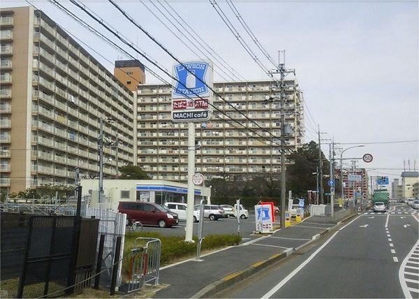 枚方市三栗２丁目のマンション(ローソン枚方西牧野四丁目店)