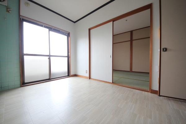 メイクス・久保　301号