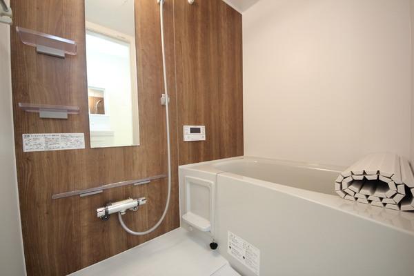 BelleLeadHIRAKI(バス)