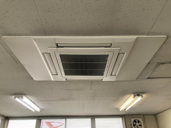 宇治市莵道西隼上りの事務所