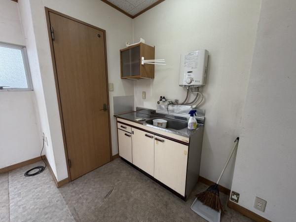 宇治市大久保町上ノ山の事務所
